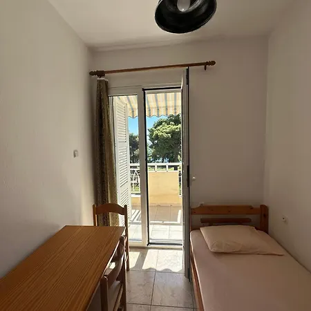 Apartment Tsatsalmas With Sea View Ii *